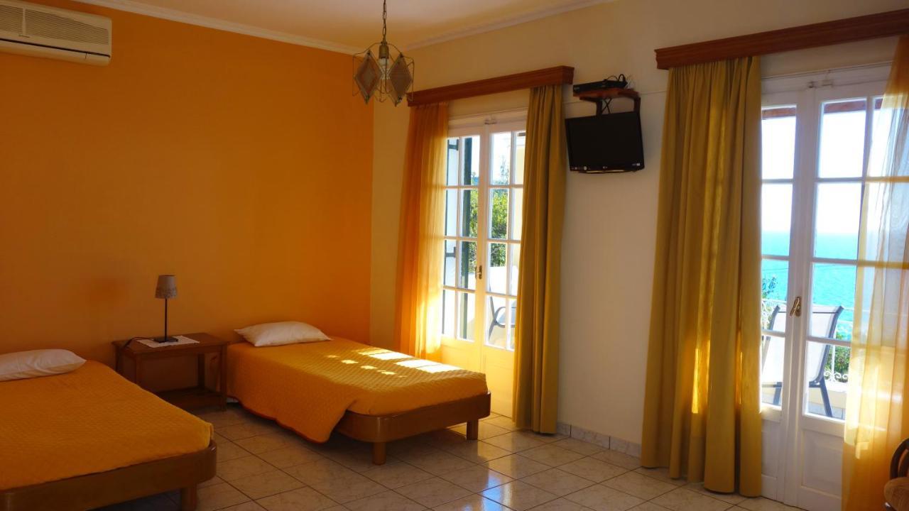 Natalia Apartment B With Panoramic Sea Views Of Agios Gordios Bay Exterior photo